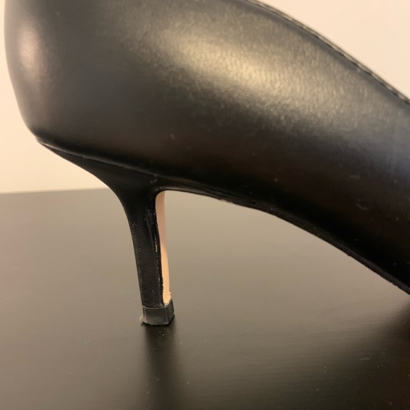 Nine West kitten heels size 8 - Picture 2 of 3